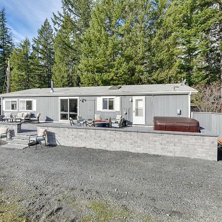 Riverfront Home With Deck, Near Mount Rainier! Packwood Exteriér fotografie